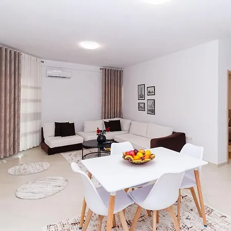 Stylish City Apartment
